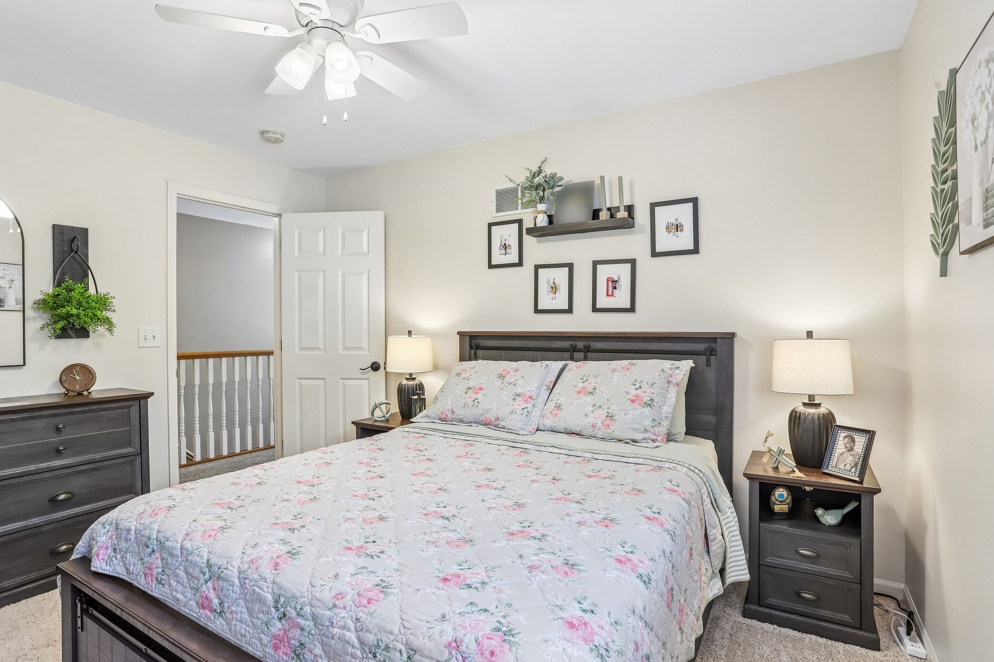 Winwood Cir-S1206-039.jpg