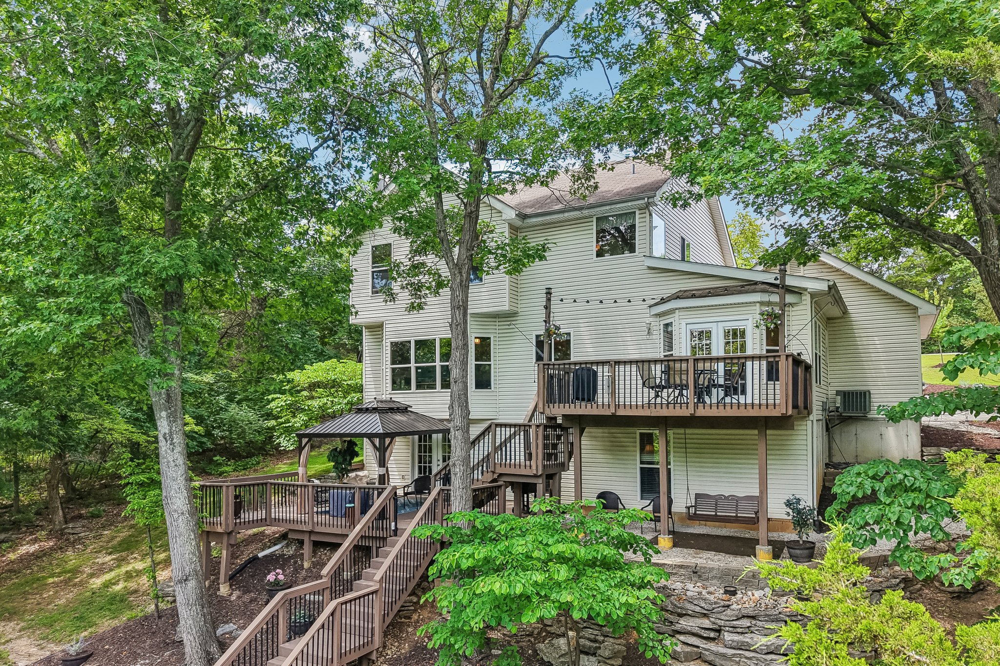 Winwood Cir-S1206-058.jpg