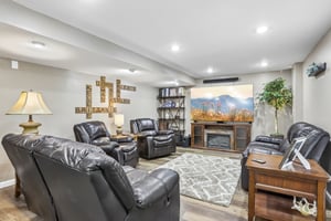 Winwood Cir-S1206-031.jpg