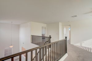 S 181st Dr-047