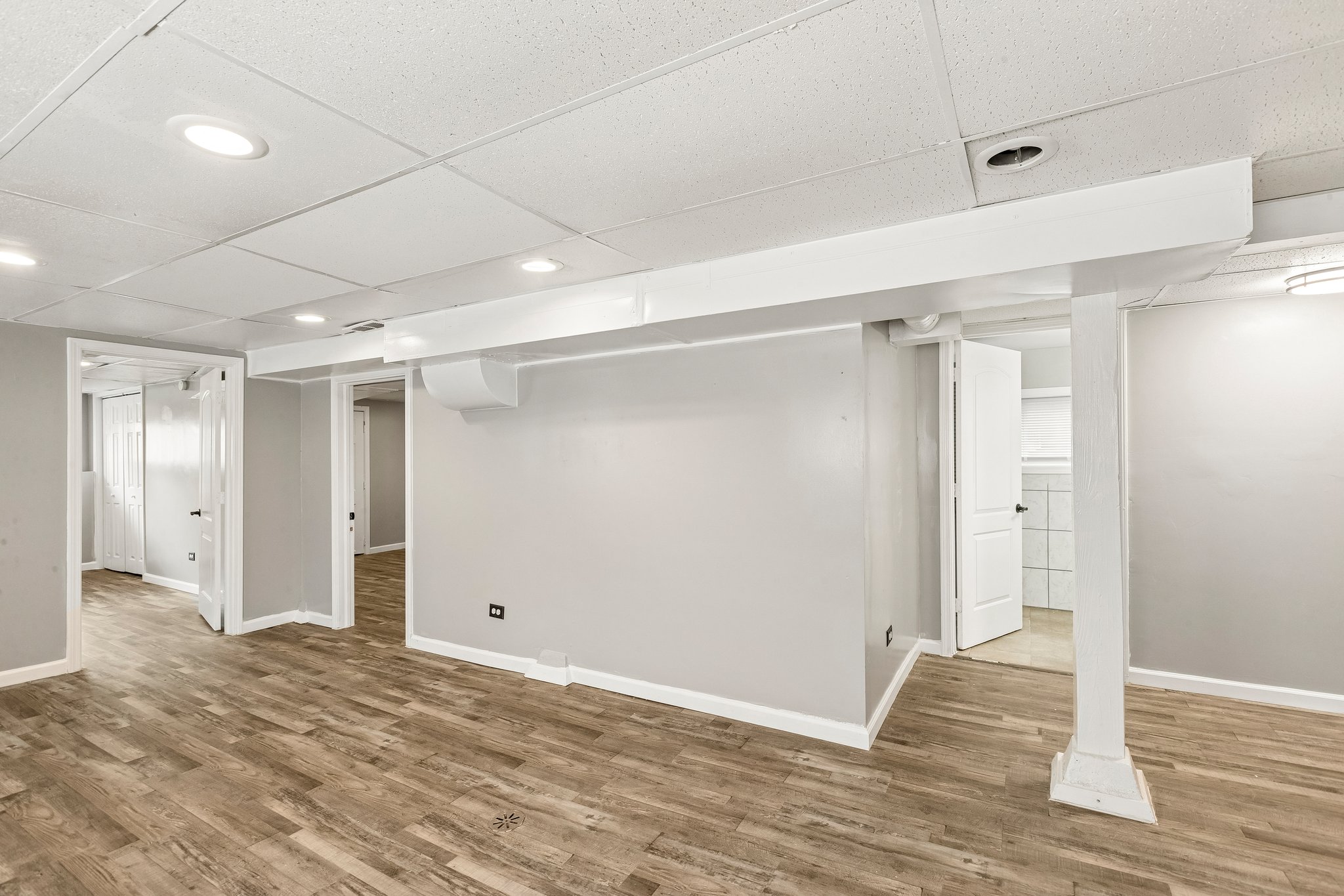 Eberly Ave-S2207-029.jpg