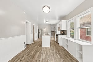 Eberly Ave-S2207-006.jpg