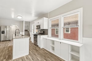 Eberly Ave-S2207-007.jpg