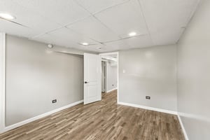 Eberly Ave-S2207-033.jpg