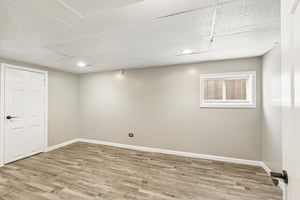 Eberly Ave-S2207-034.jpg