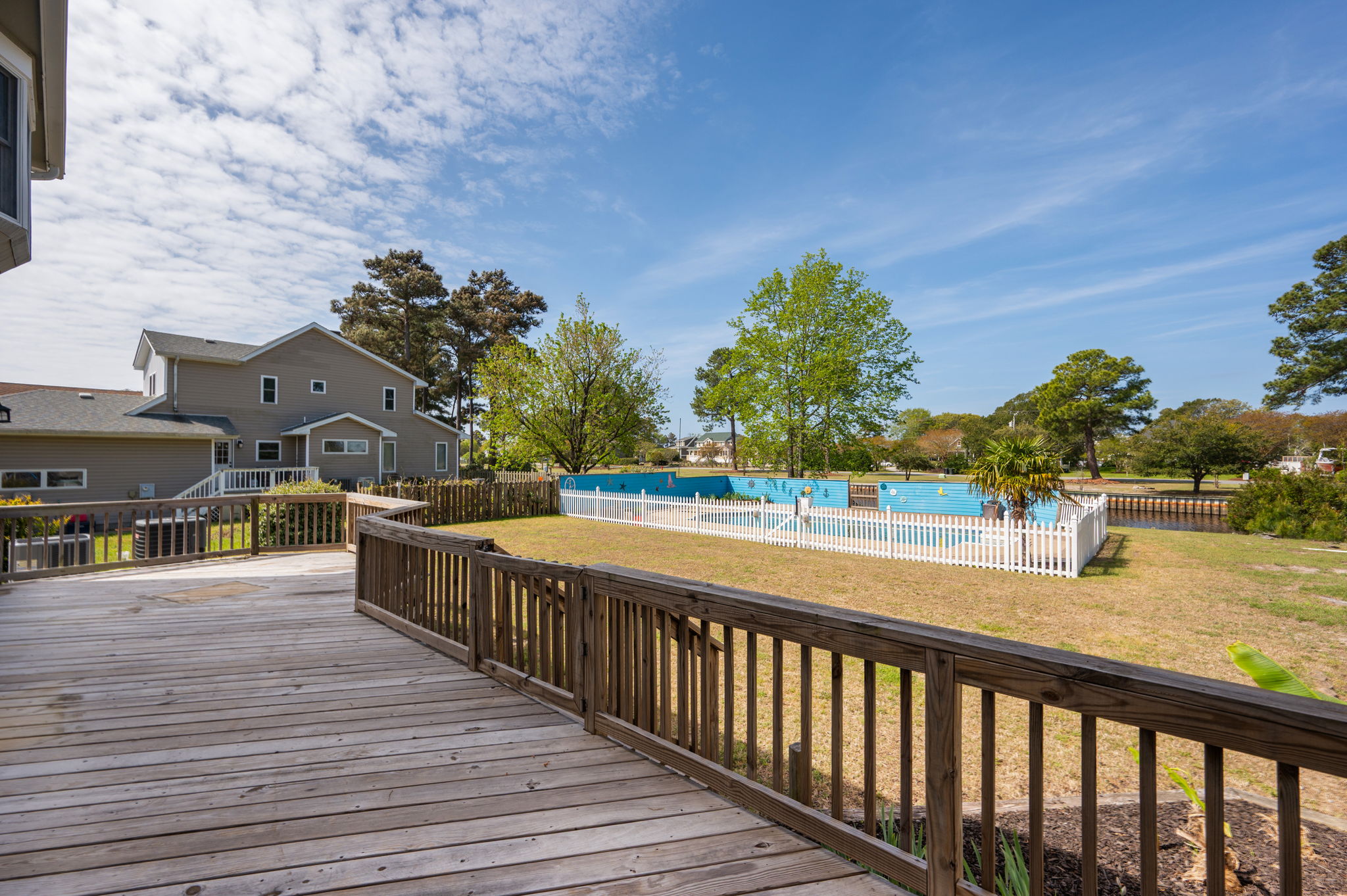 4164-Thick-Ridge-Rear-Deck