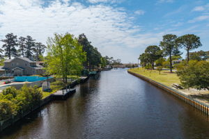 4164-Thick-Ridge-Canal-View