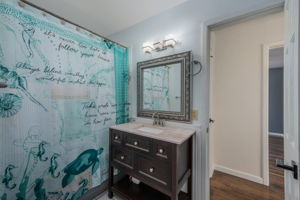 4164-Thick-Ridge-TL-Hall-Bath