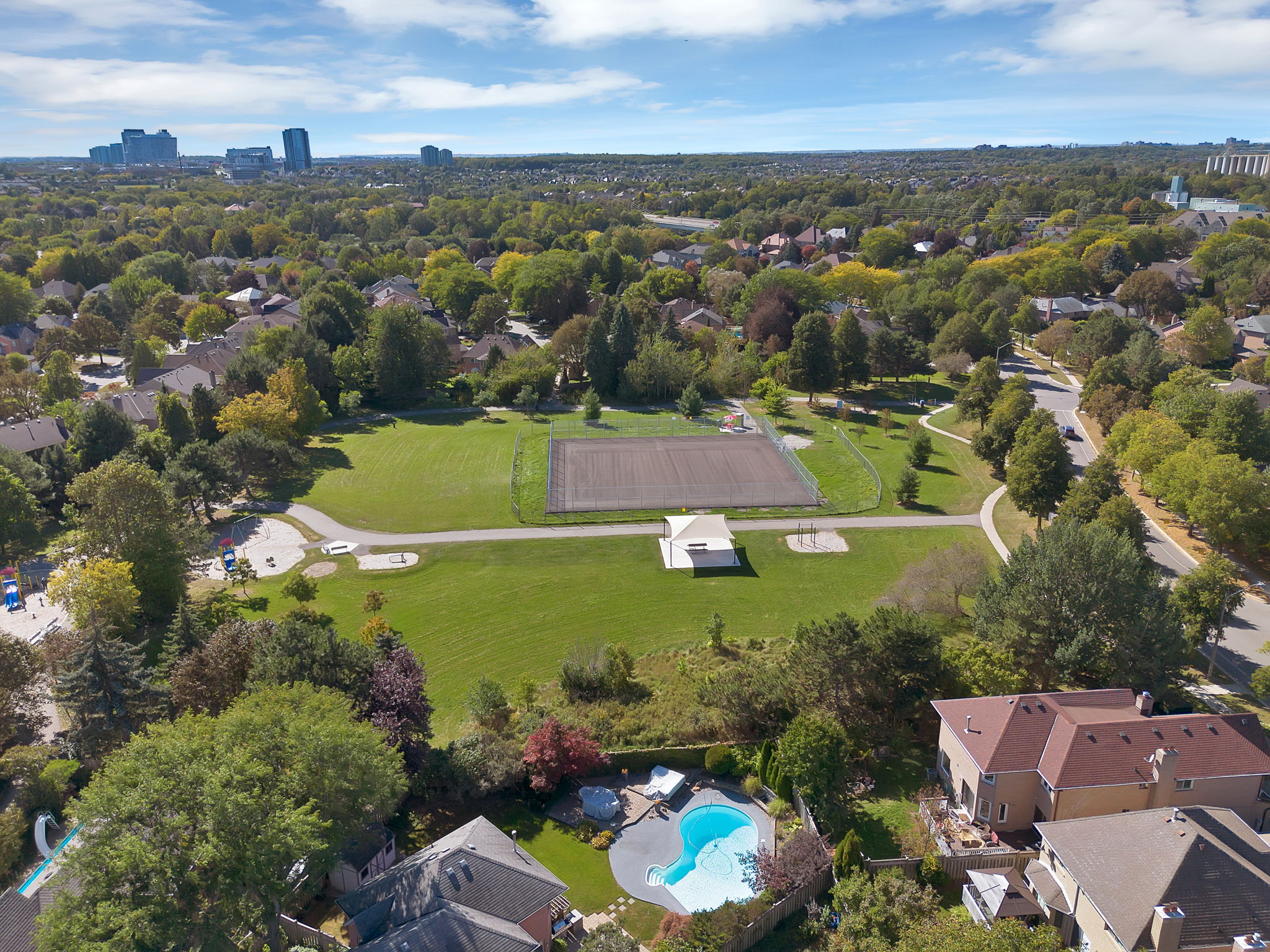  Photo 71
