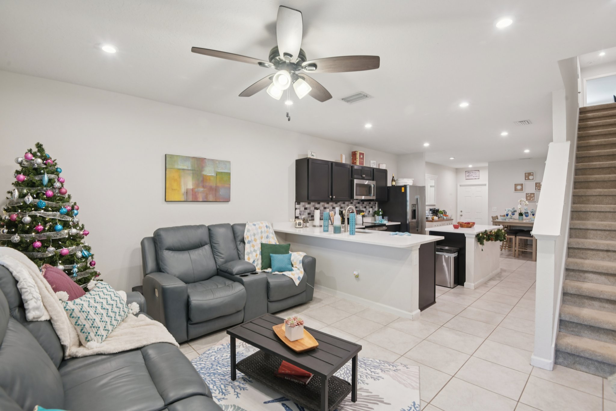 Harbour Palm Dr-S1712-007.jpg