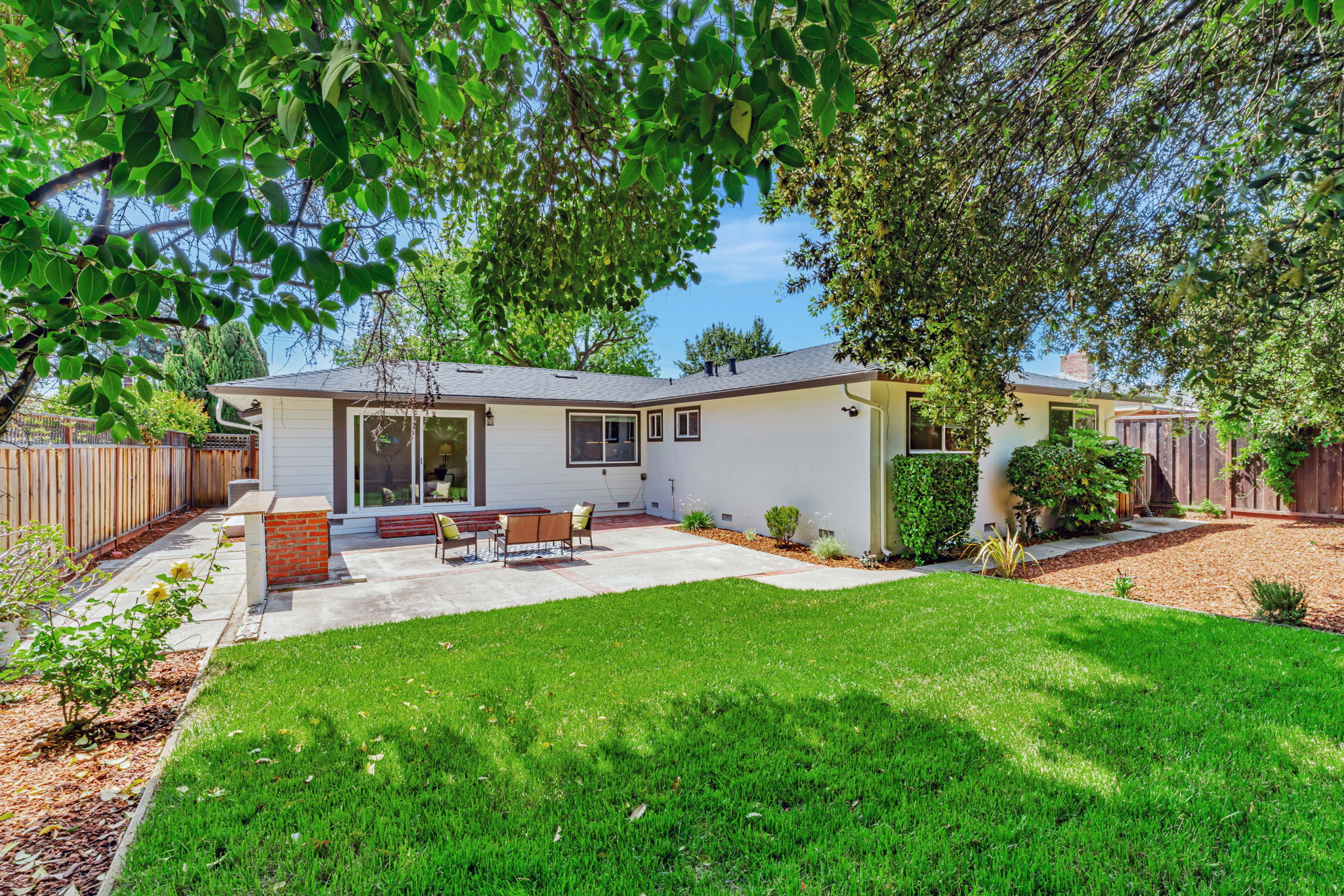 041_41674 Mahoney St