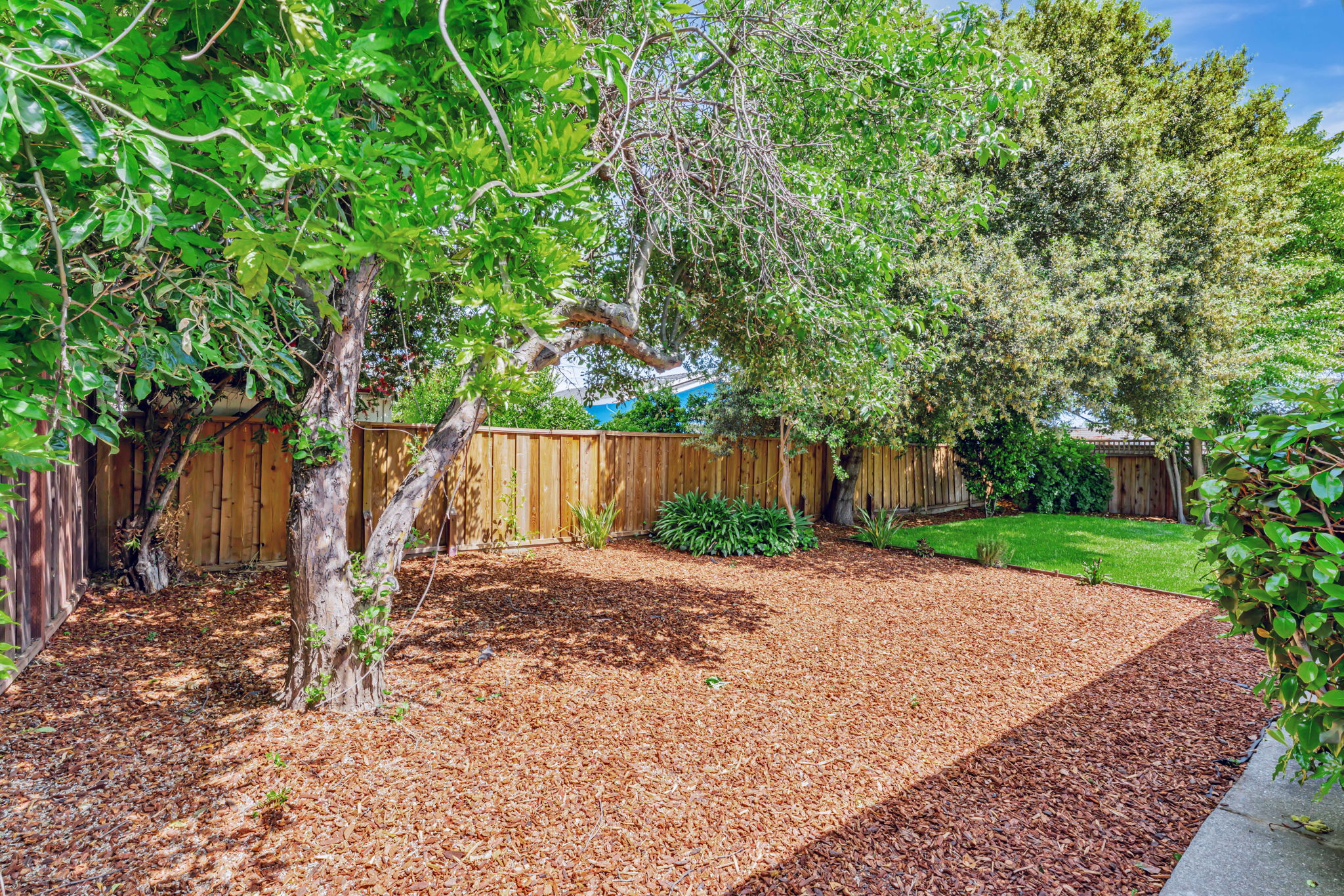 045_41674 Mahoney St