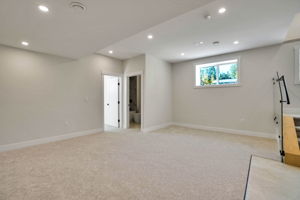  Photo 64