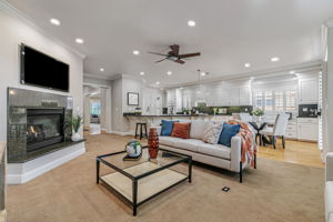 014_417 Belmont Ave