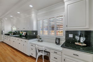 017_417 Belmont Ave
