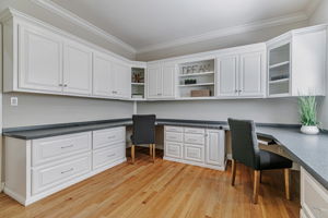 028_417 Belmont Ave
