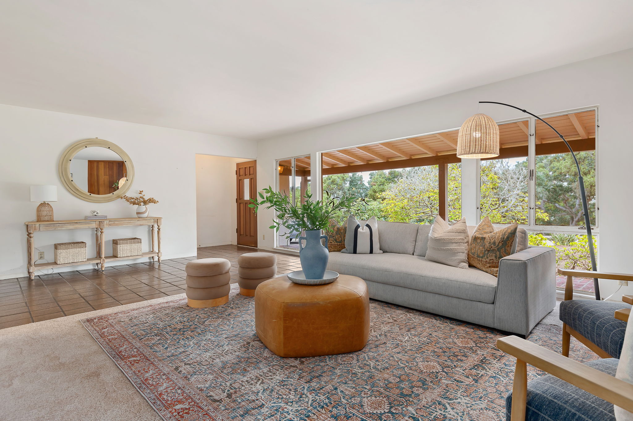 08 - Living Room
