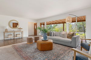 08 - Living Room