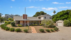 01 - Exterior View