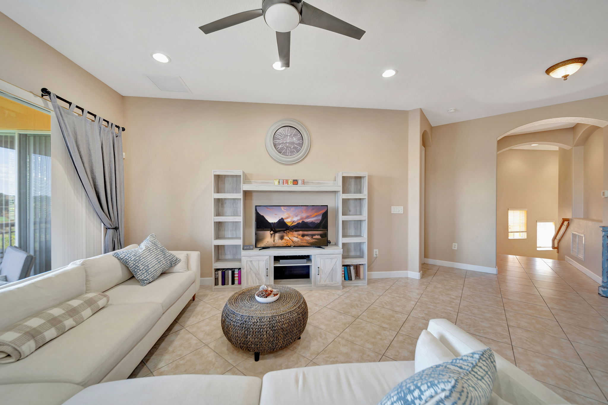 2813 Day Ave, Miami, FL 33133, US Photo 26