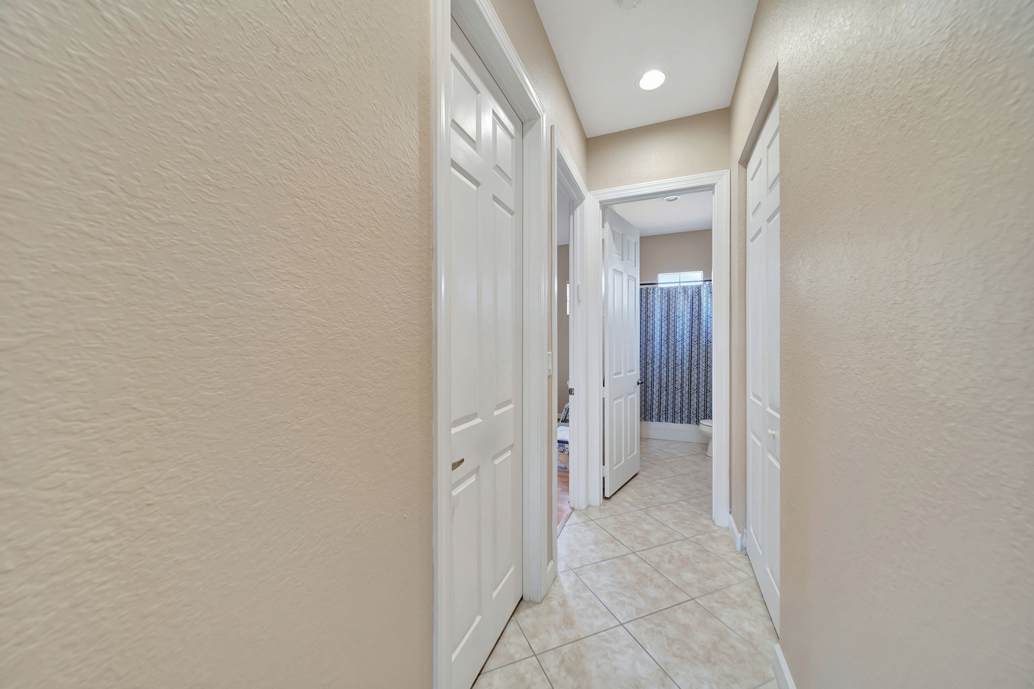 2813 Day Ave, Miami, FL 33133, US Photo 36
