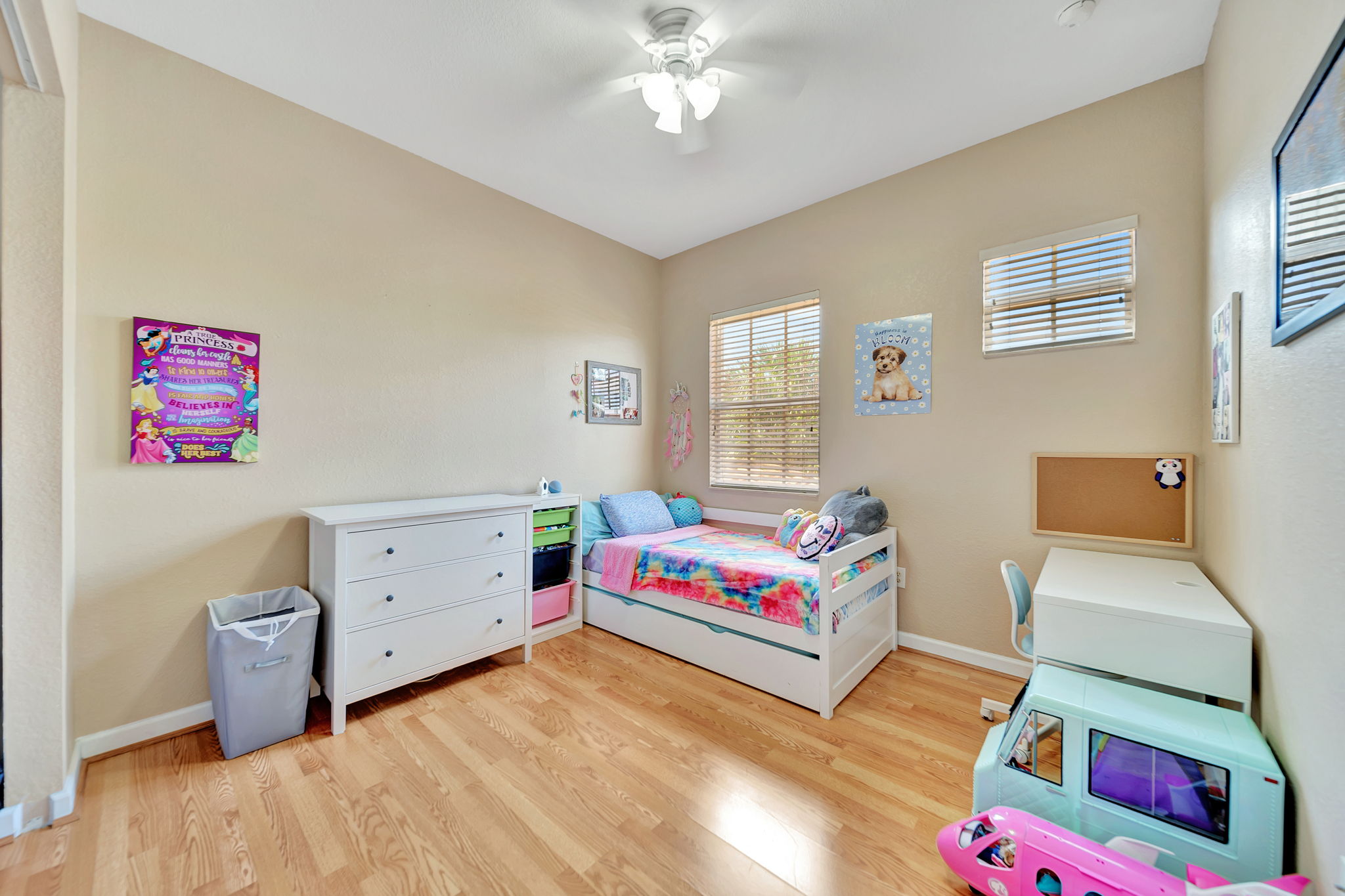 2813 Day Ave, Miami, FL 33133, US Photo 39