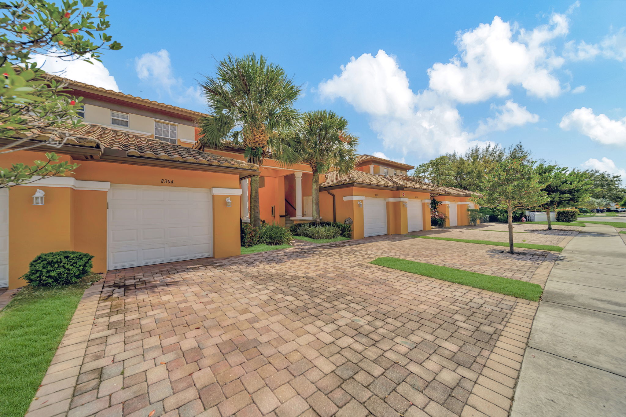 2813 Day Ave, Miami, FL 33133, US Photo 4