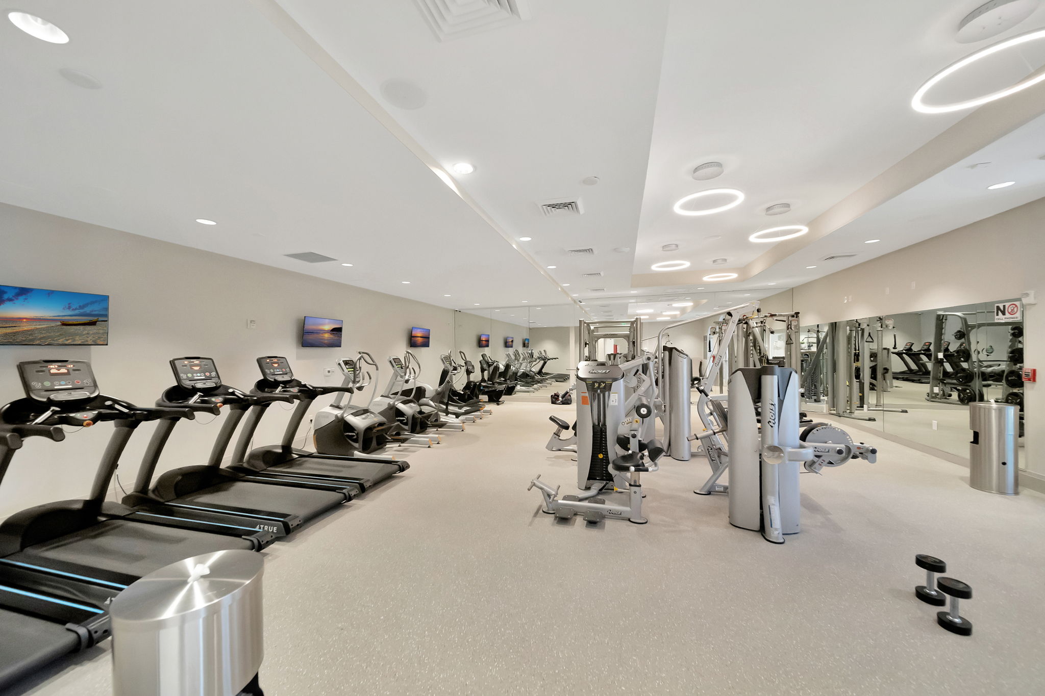 2813 Day Ave, Miami, FL 33133, US Photo 62