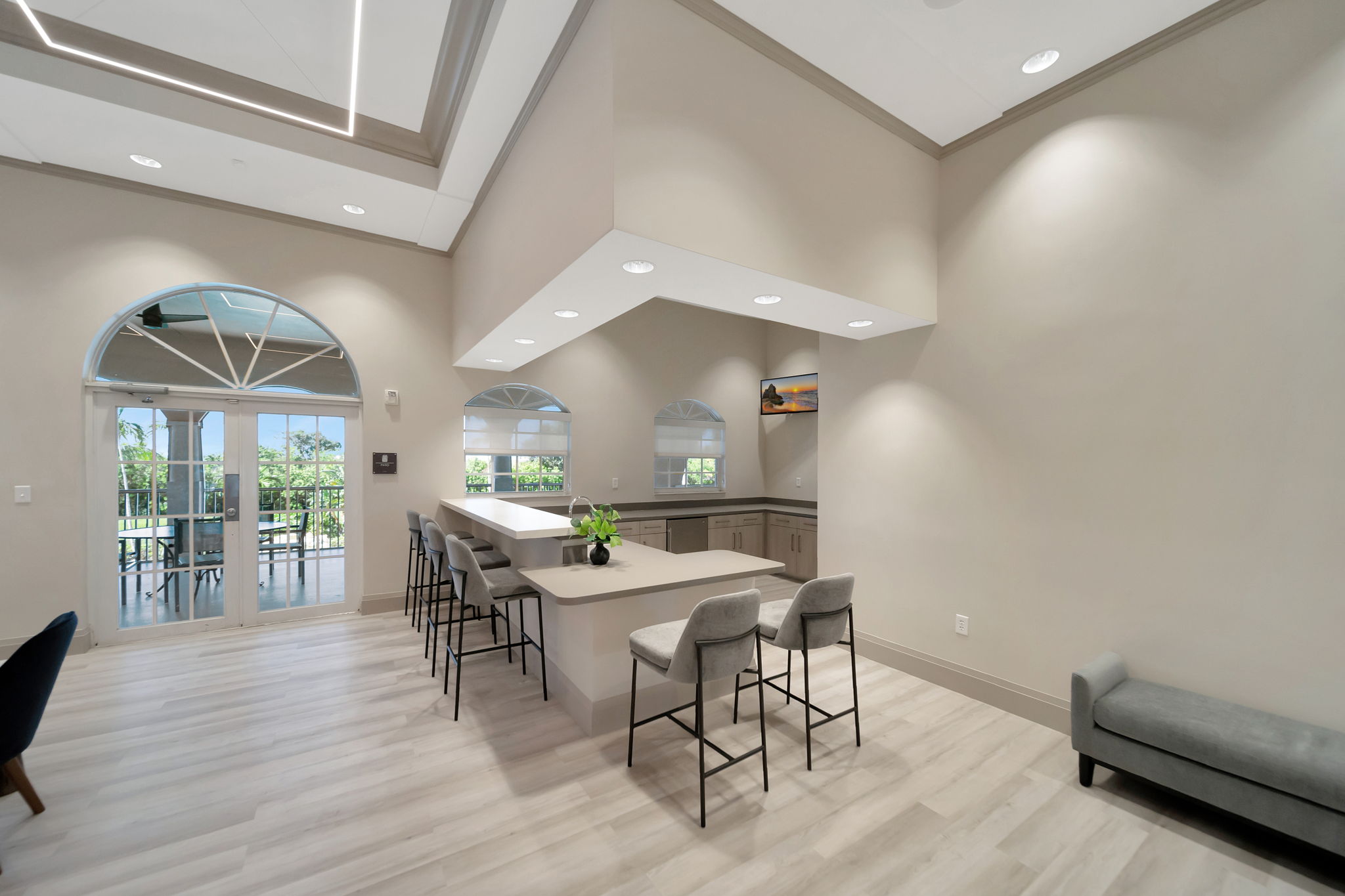 2813 Day Ave, Miami, FL 33133, US Photo 77