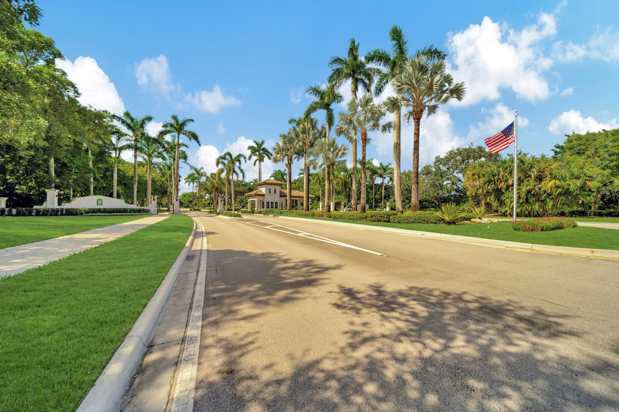 2813 Day Ave, Miami, FL 33133, US Photo 80