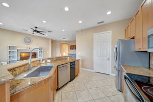 2813 Day Ave, Miami, FL 33133, US Photo 20
