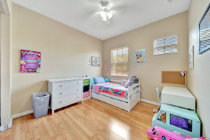 2813 Day Ave, Miami, FL 33133, US Photo 38