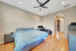 2813 Day Ave, Miami, FL 33133, US Photo 44