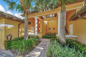2813 Day Ave, Miami, FL 33133, US Photo 6