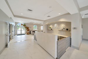 2813 Day Ave, Miami, FL 33133, US Photo 72