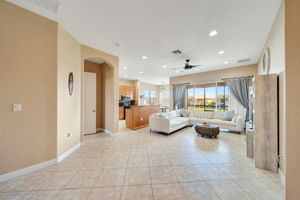 2813 Day Ave, Miami, FL 33133, US Photo 9