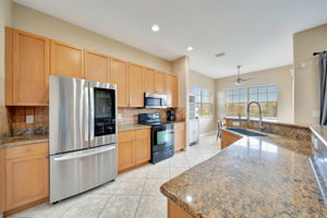 2813 Day Ave, Miami, FL 33133, US Photo 15