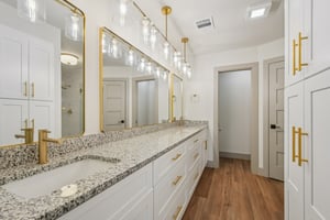 Oakridge Pass-S1910-041.jpg