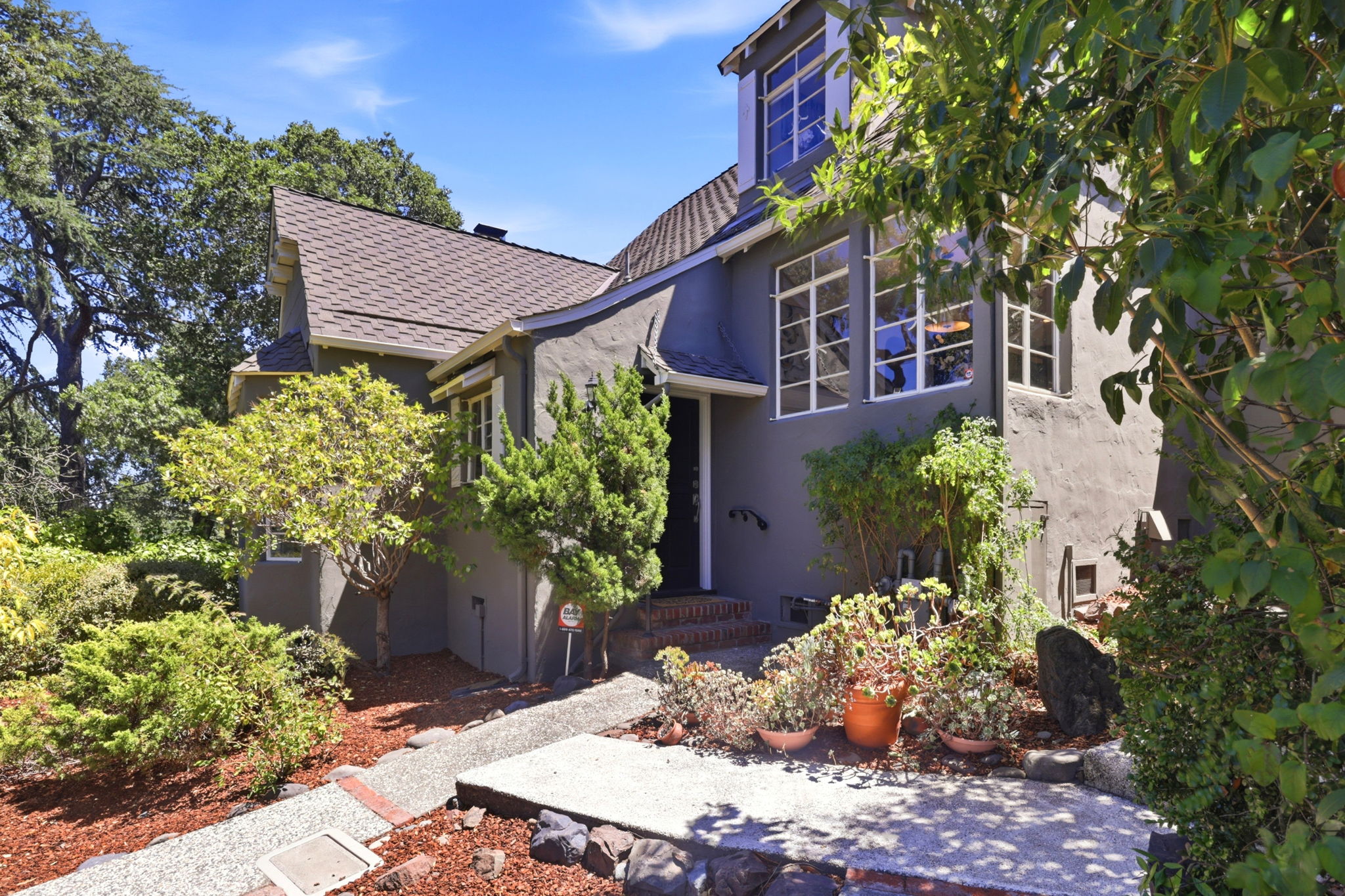 006_F8_417 Palomar Drive