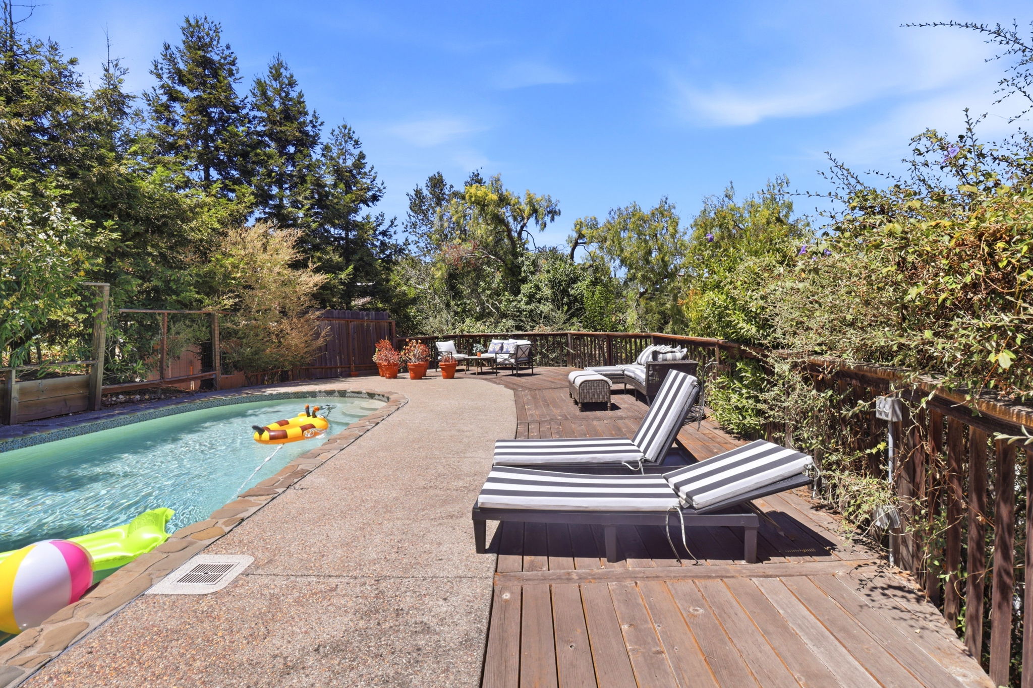 058_F8_417 Palomar Drive