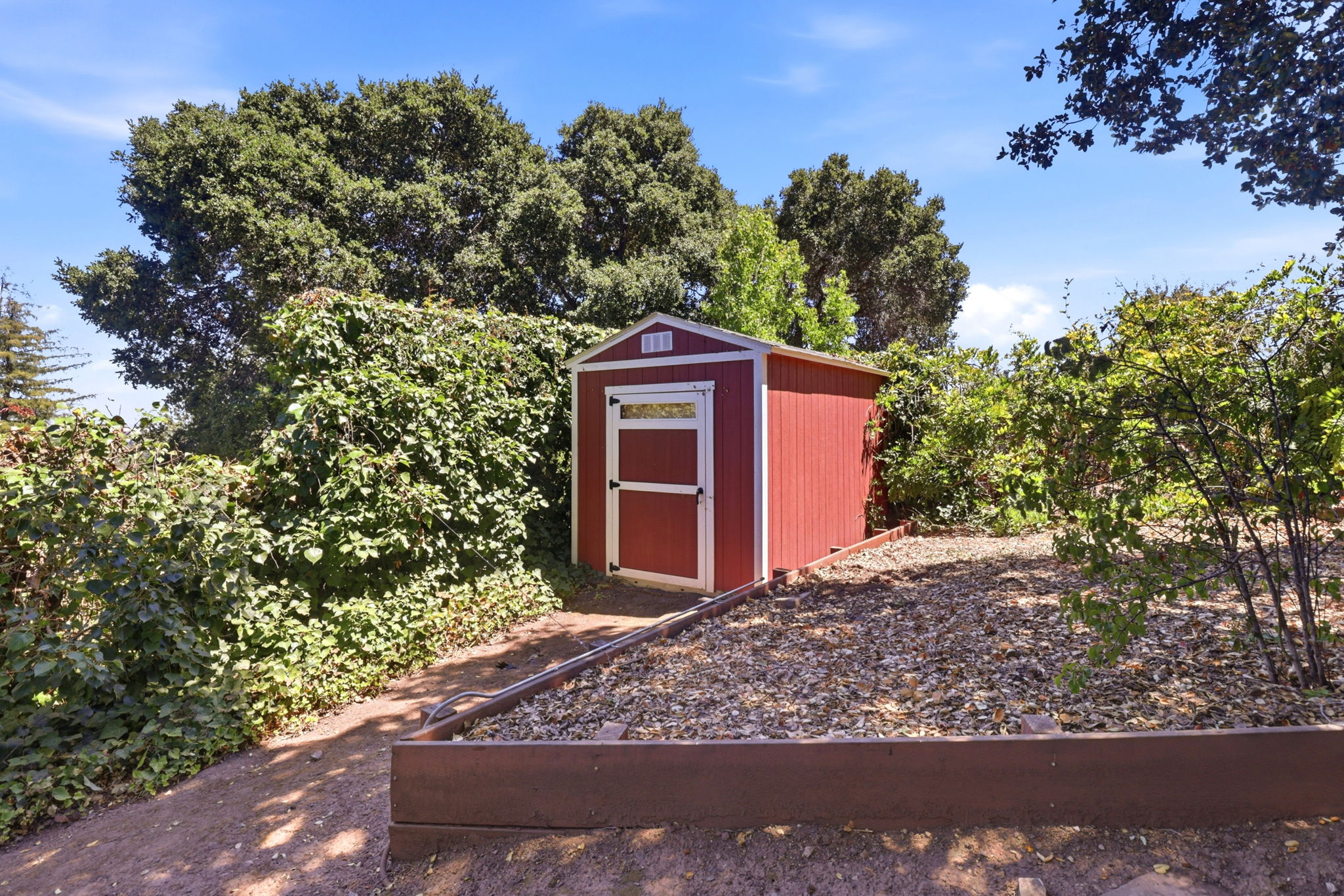 064_F8_417 Palomar Drive