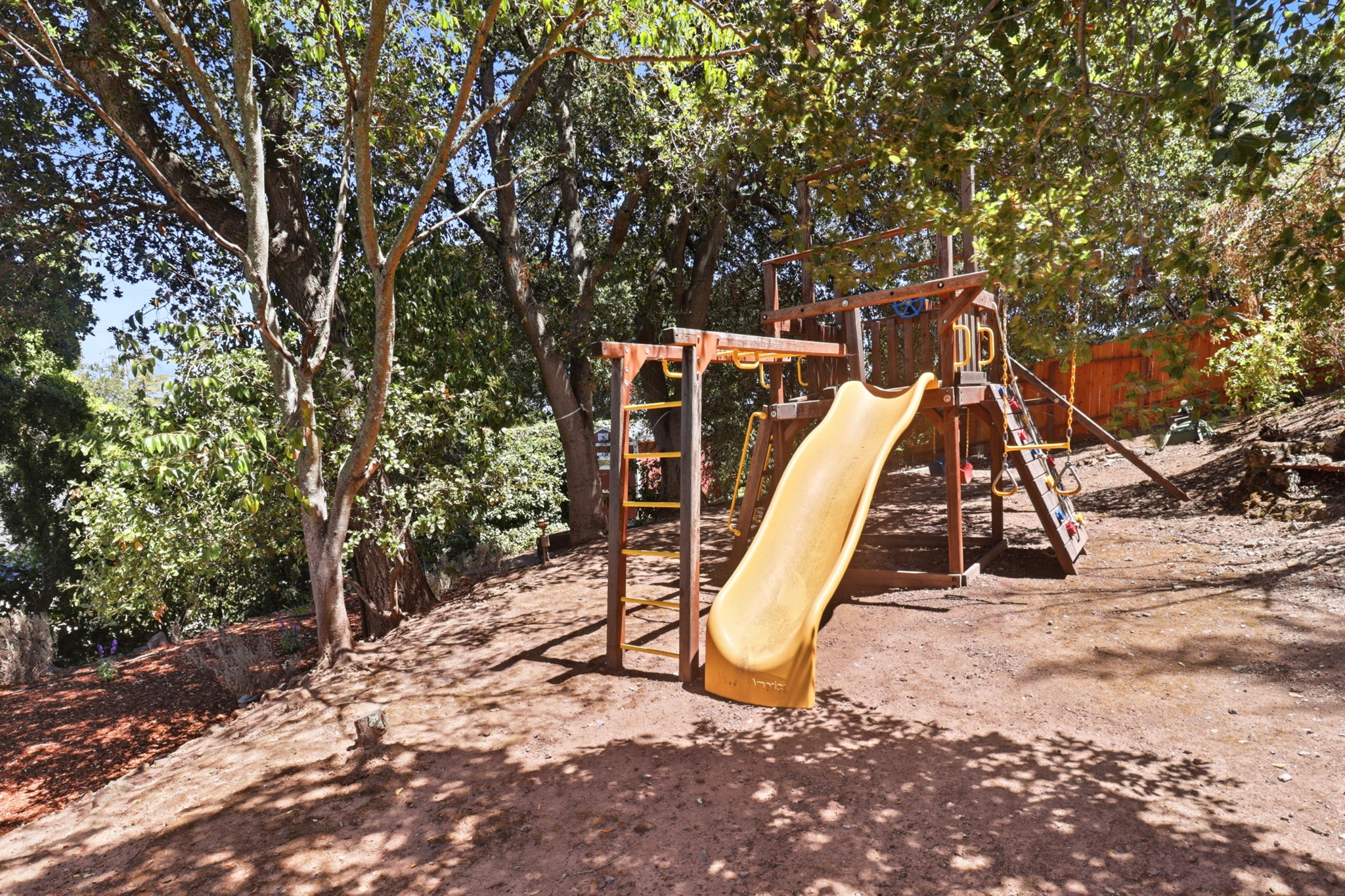 069_F8_417 Palomar Drive