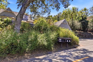 002_F8_417 Palomar Drive