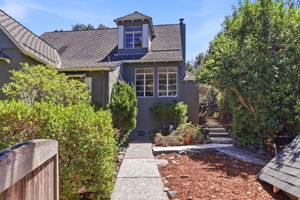 010_F8_417 Palomar Drive