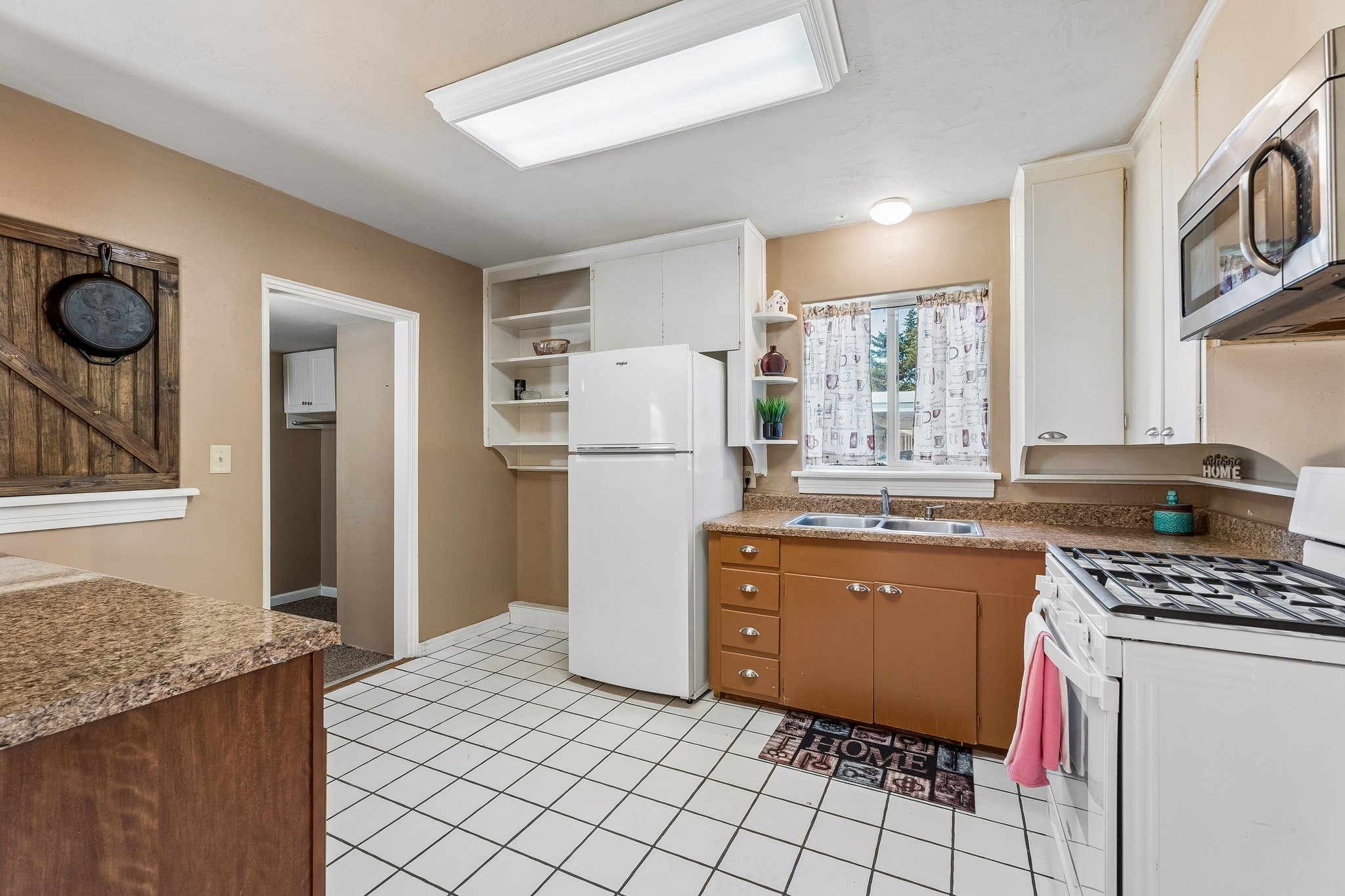 417 South Grand - Crescent - Linzy Nealis, Spaces Real Estate