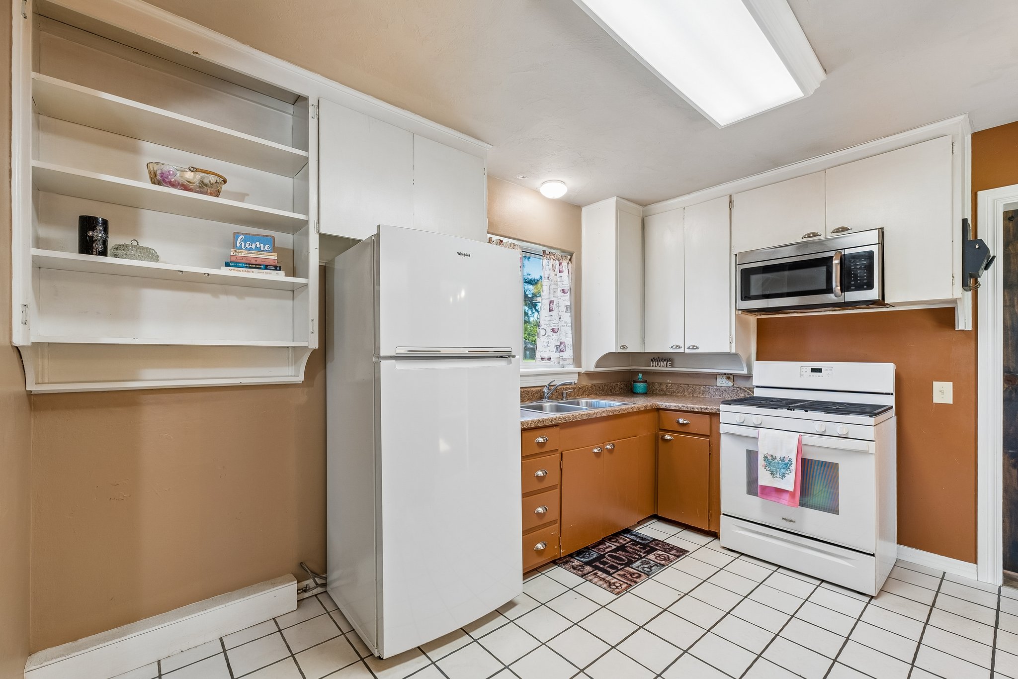 417 South Grand - Crescent - Linzy Nealis, Spaces Real Estate
