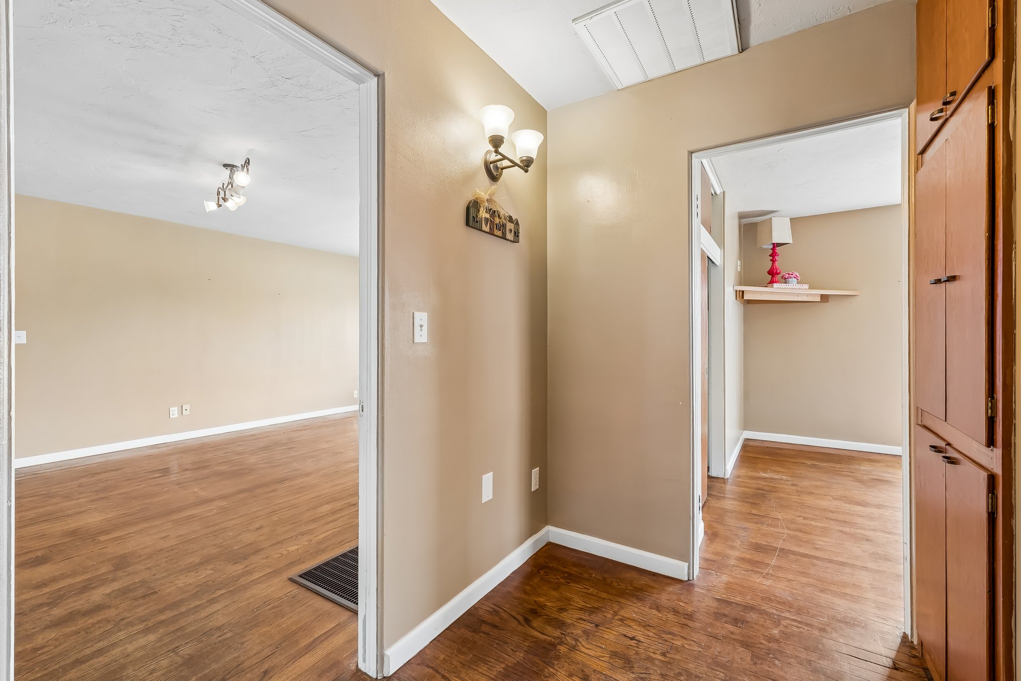 417 South Grand - Crescent - Linzy Nealis, Spaces Real Estate