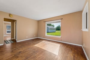 417 South Grand - Crescent - Linzy Nealis, Spaces Real Estate