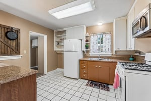 417 South Grand - Crescent - Linzy Nealis, Spaces Real Estate
