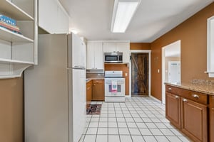 417 South Grand - Crescent - Linzy Nealis, Spaces Real Estate